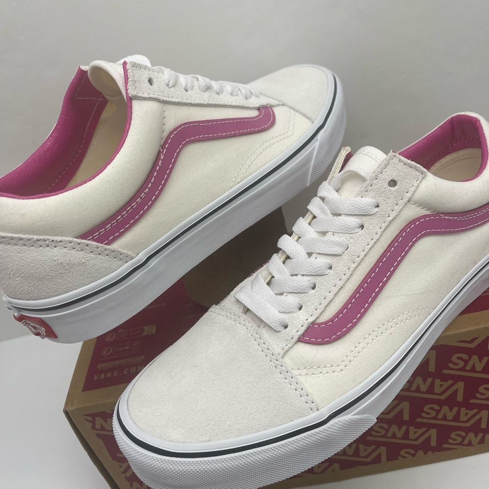Vans Men’s Old Skool
Pop Raspberry Rose Sneakers
VN000CR5YLZ
Cream Pink Low-To - Picture 11 of 16
